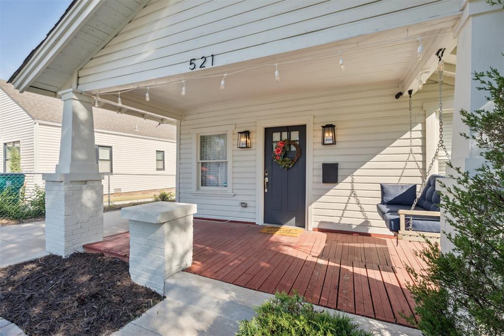 Charming move-in ready residence in the Paseo Arts District.  Recent updates include new exterior paint, landscape/garden, fence, tree trimming and seeded front and backyard.  Interior improvements include new paint for kitchen cabinets, coffee bar, and laundry room.  New carpet, blinds/curtains, light dimmers and washer dryer is included in the price.  Walk to shops, restaurants, bars and enjoy all that the Paseo District has to offer.  This is a wonderful place to call home and could also be a fabulous investment property!