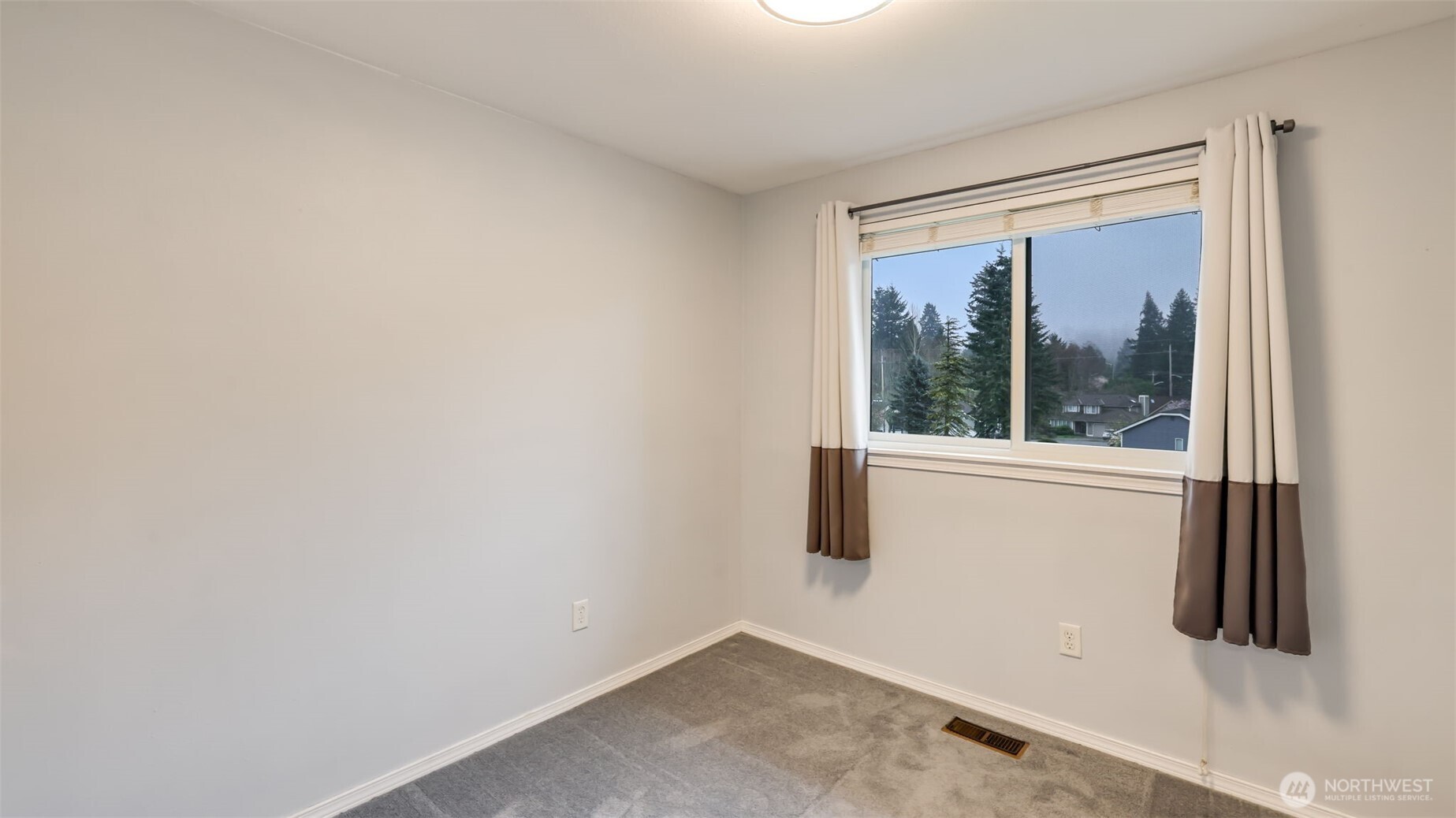 15830 SE 180th Court