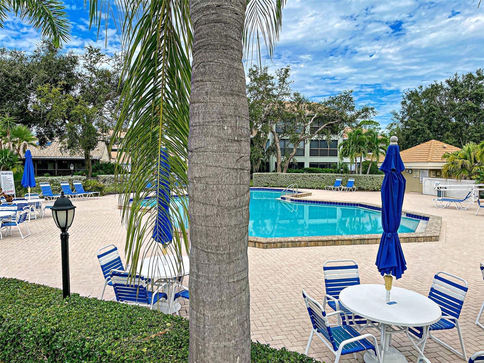 184 Inlets Boulevard 184