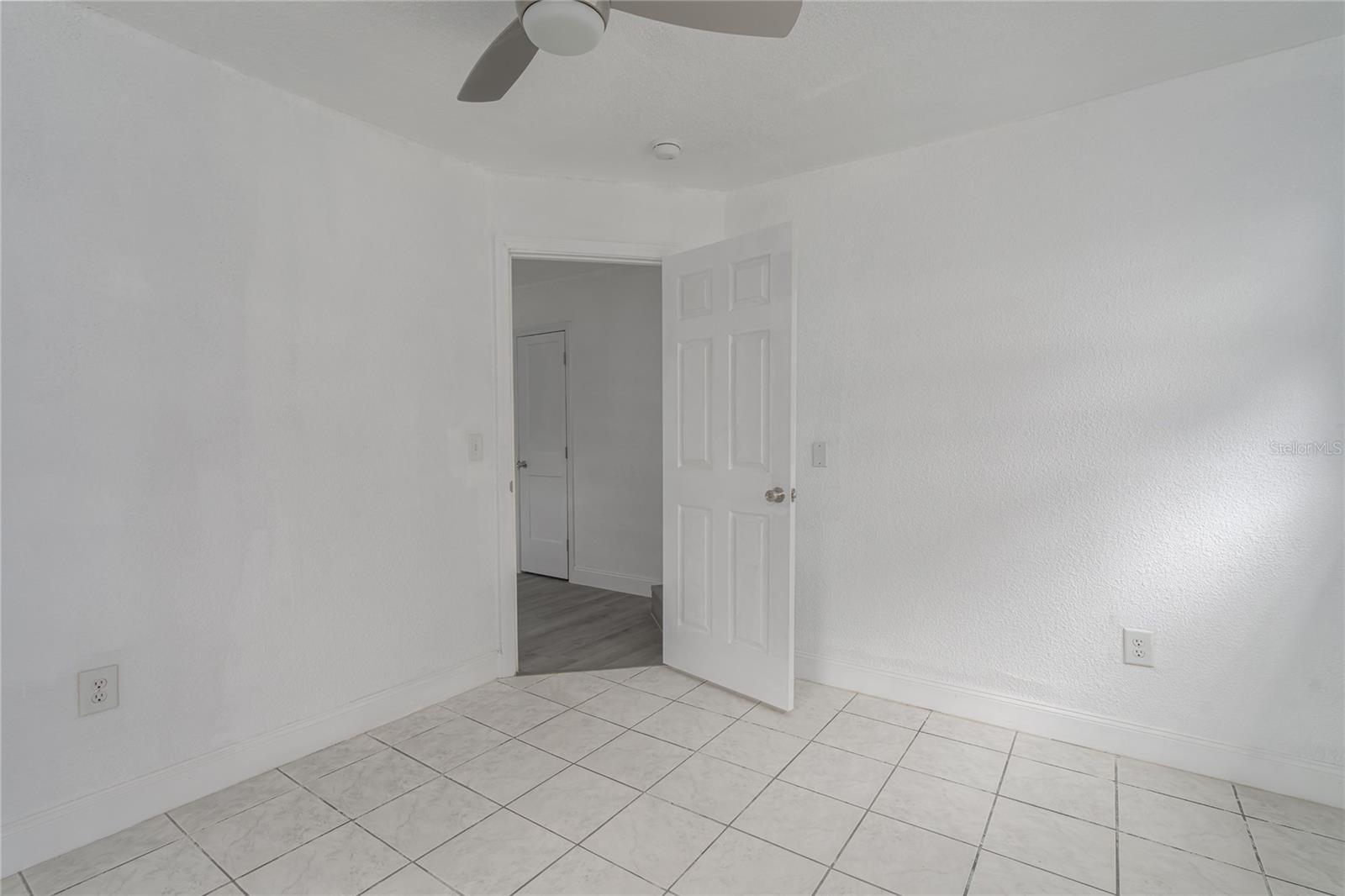 332 48th Street Court W