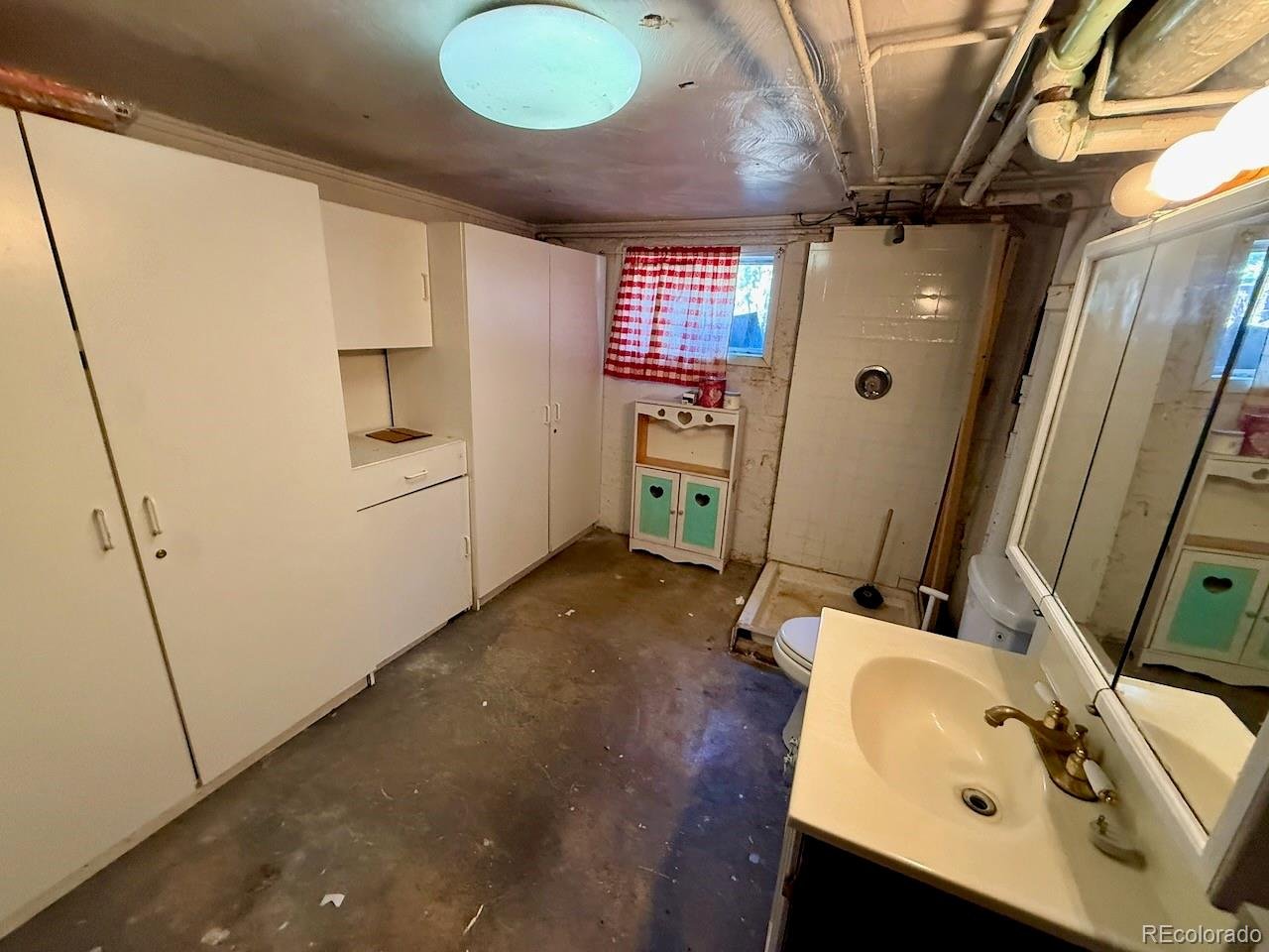 Single family home on a huge lot ready for you rehab or redevelopment. This home has been owned by one family since 1971 and has been owner-occupied the entire time. The home needs work and is being sold as-is. Don't miss this opportunity!
