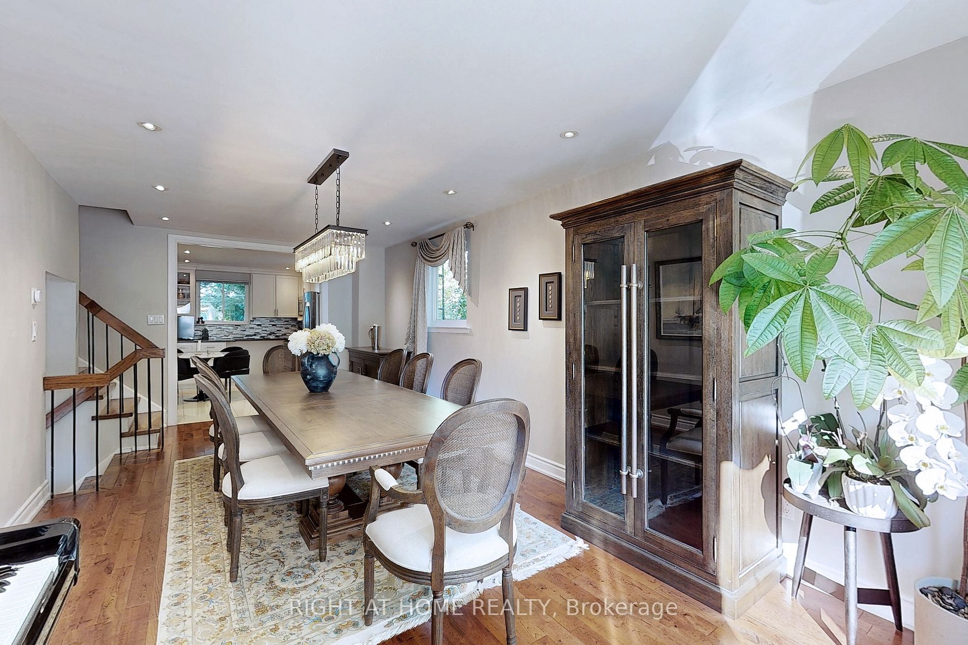 12 Plaisance Rd