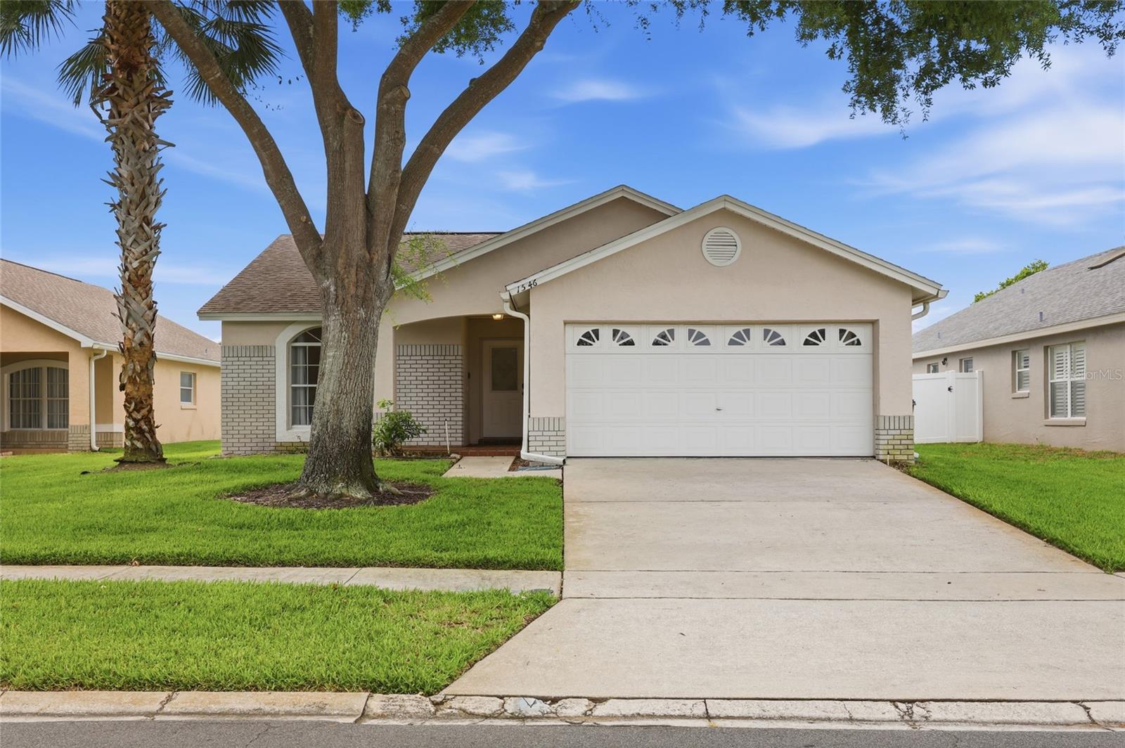 1546 Indian Oaks Trail