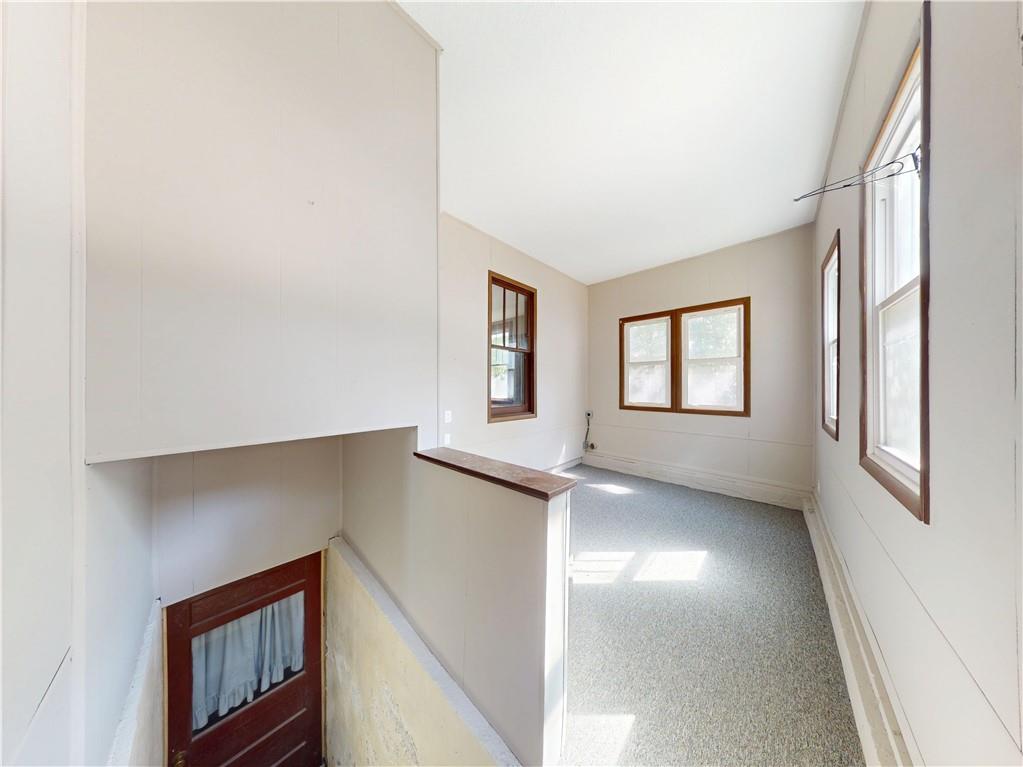 329 W Hunter Street