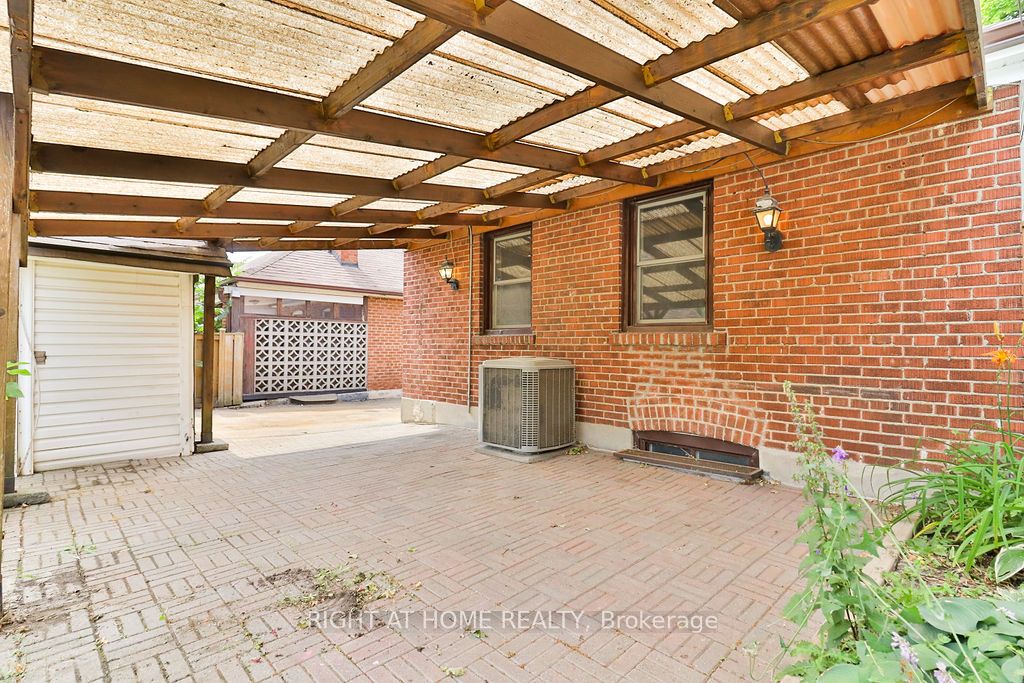 43 Bertram St