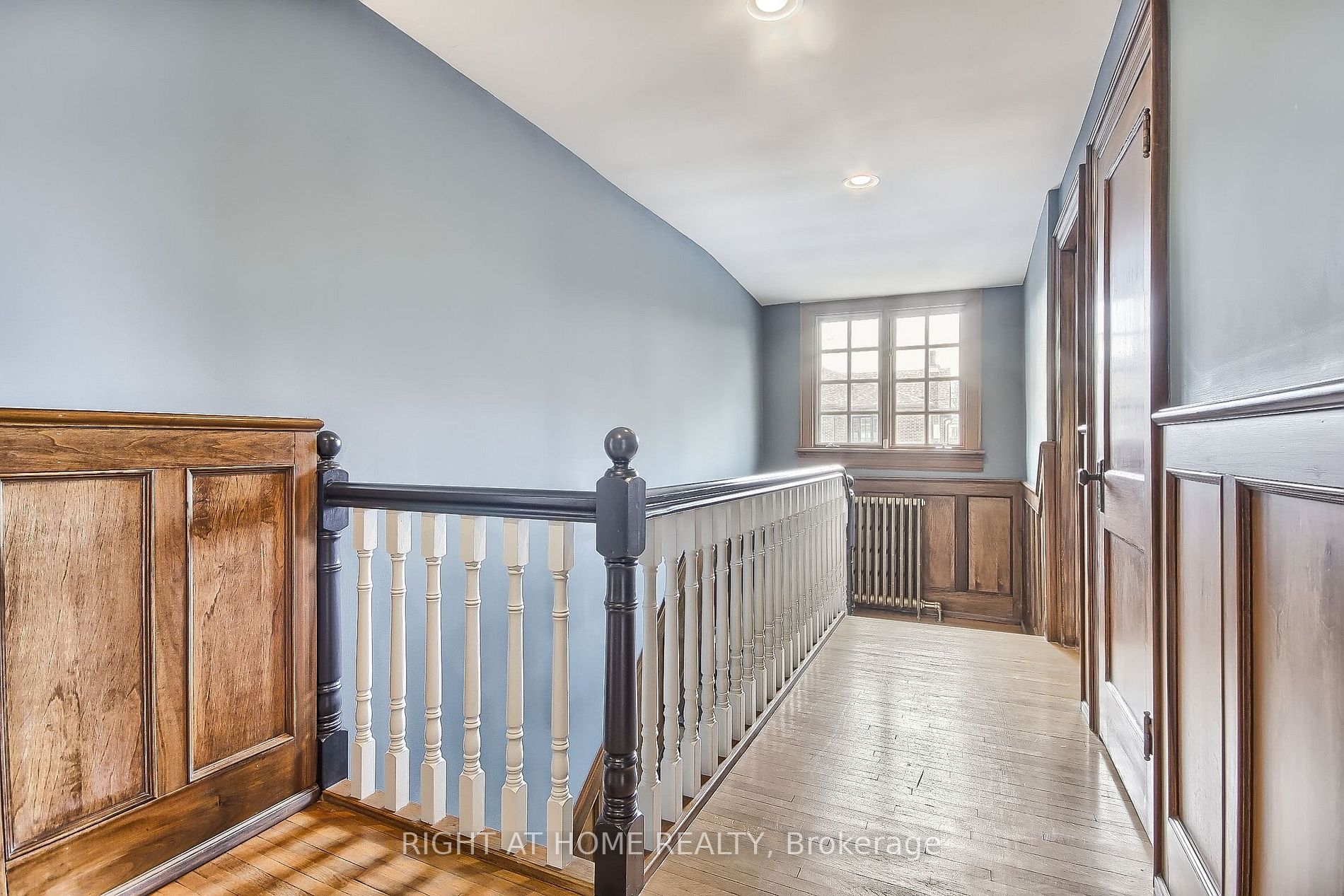 17 Silverwood Ave