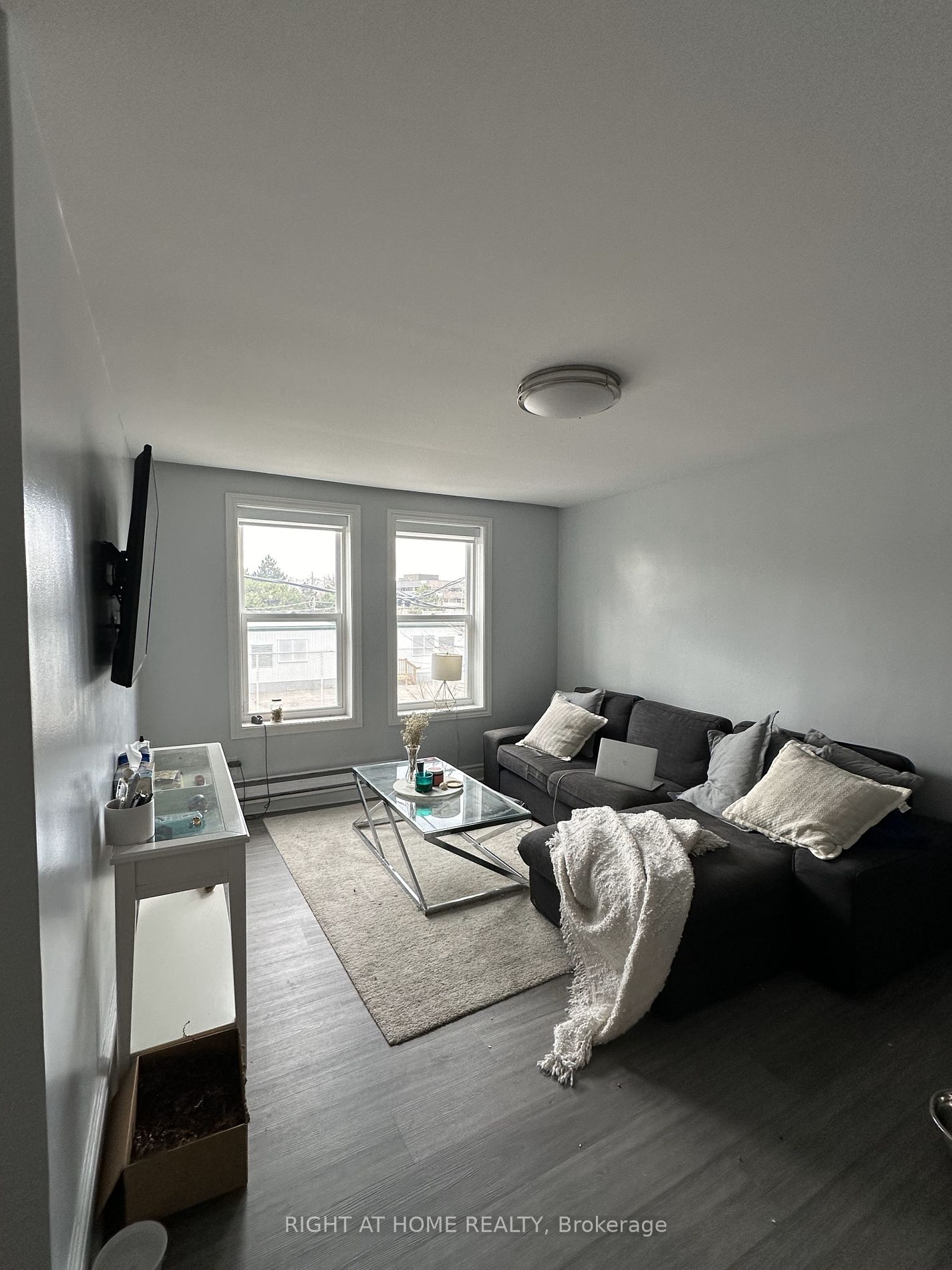 21 Lumbervale Ave Upper