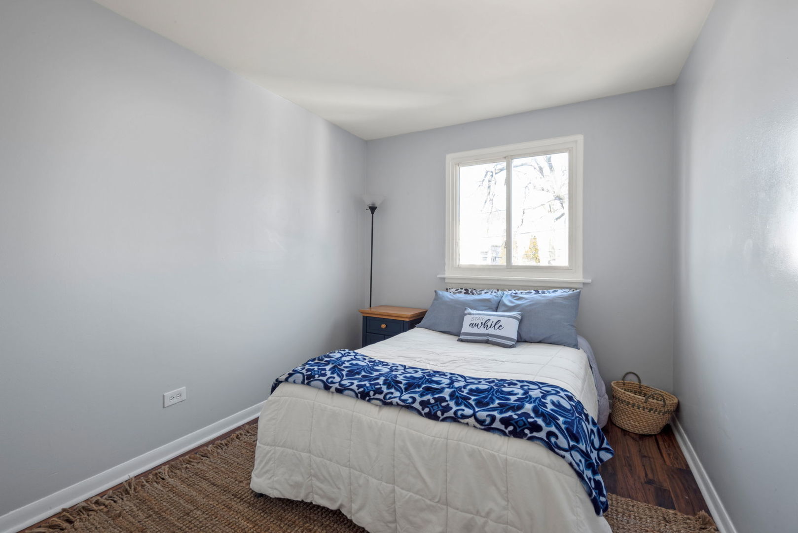 2102 W 73rd Street
