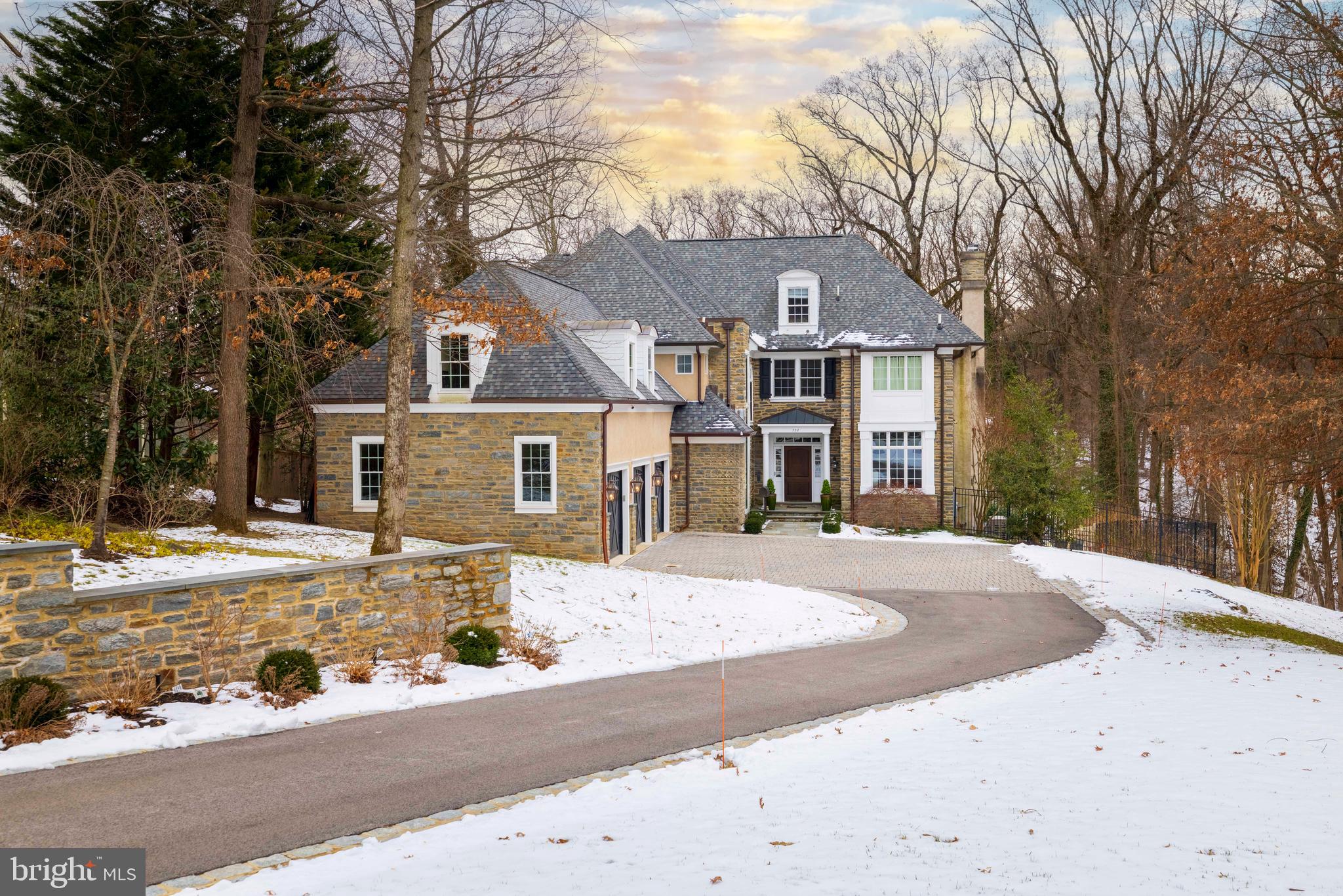 732 Saint Andrews Road