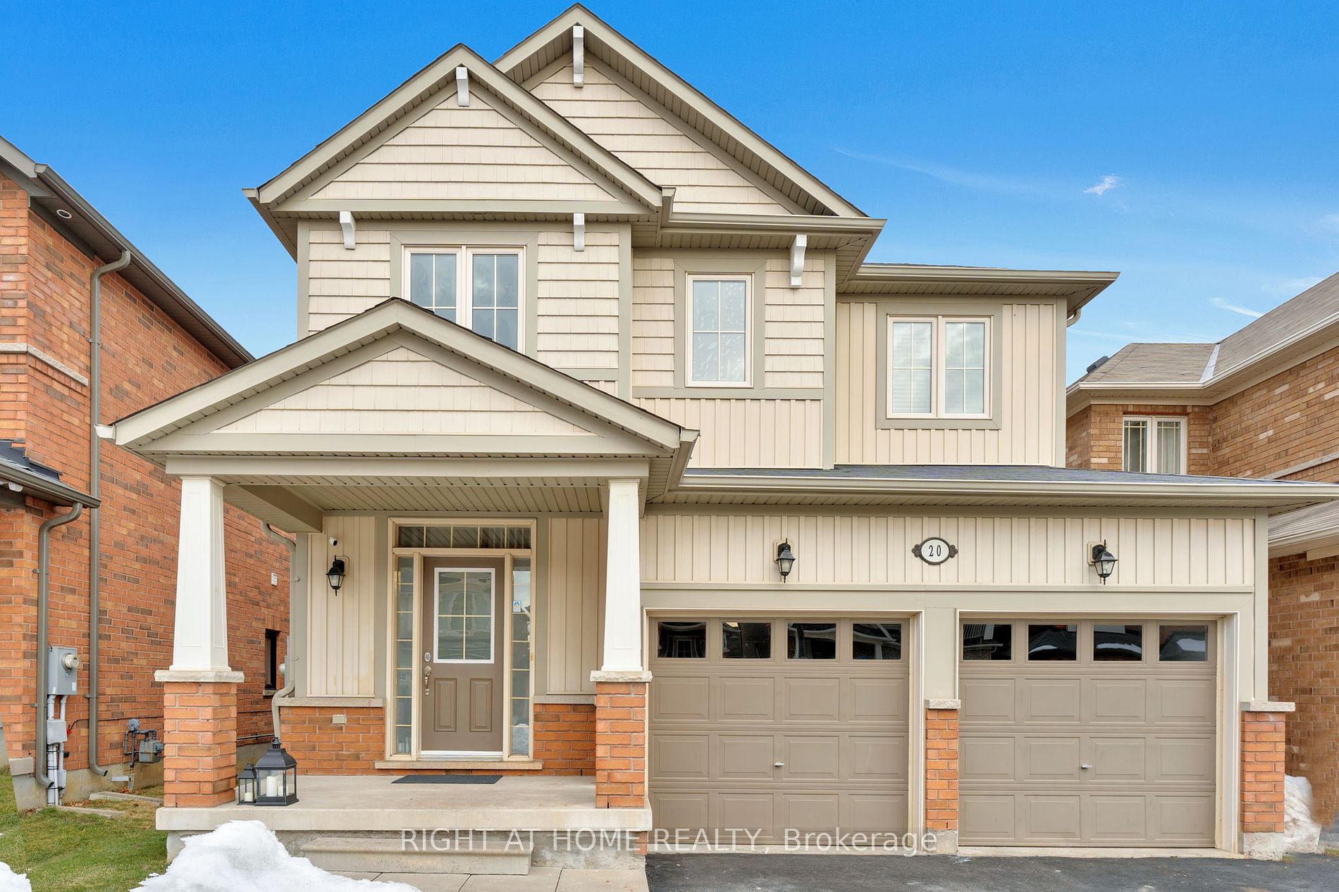 20 Mansard Dr