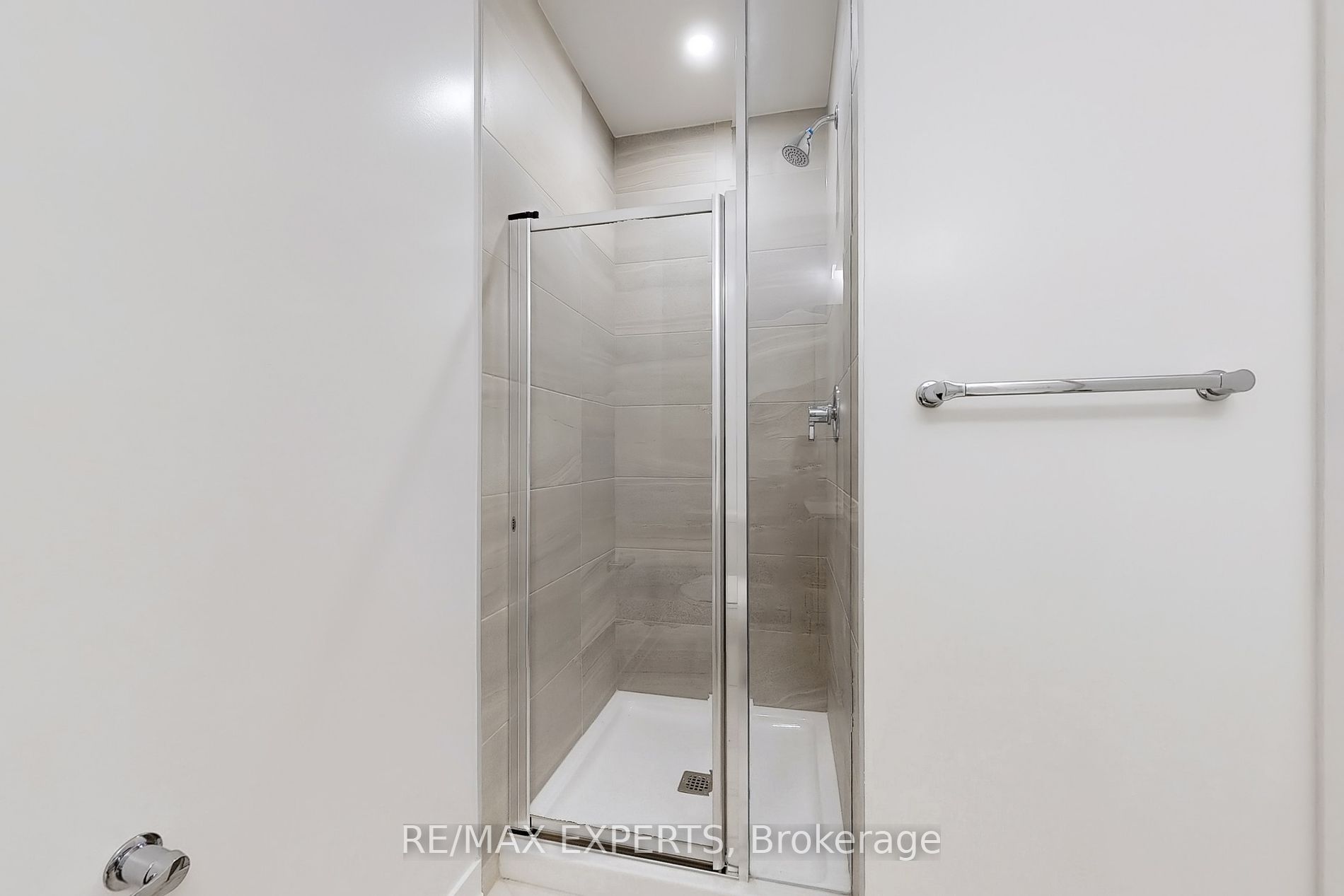 1440 Clarriage Crt 106