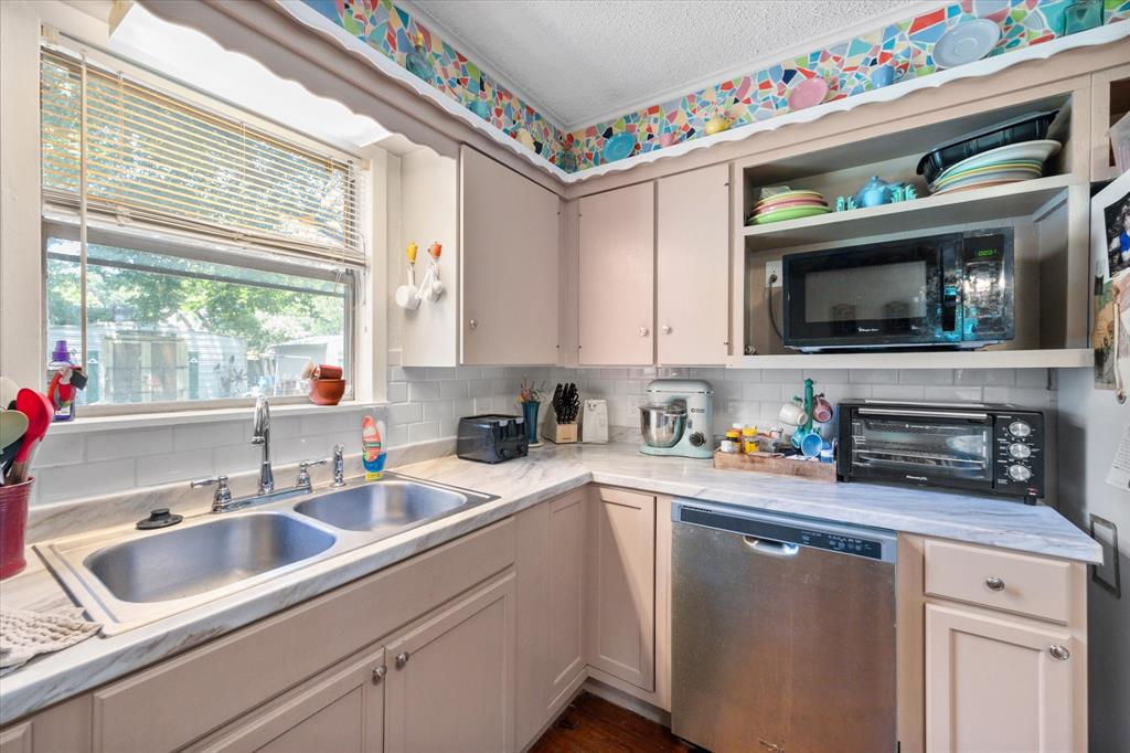 120 Woodland Avenue
