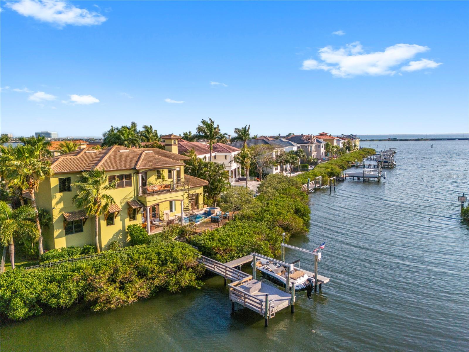 4128 Causeway Vista Drive, Tampa, FL