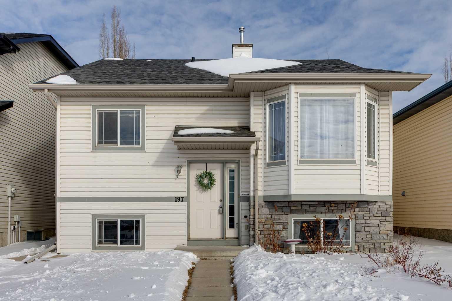 197 Stonegate Drive NW