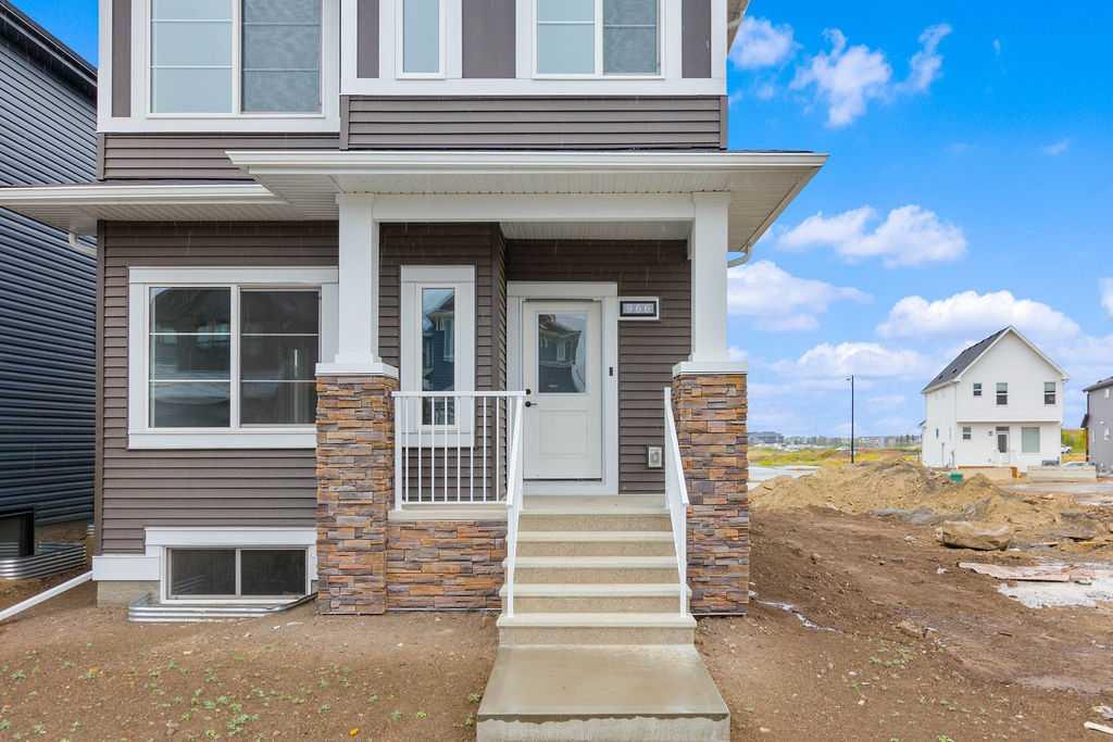 966 Chinook Winds Meadow SW