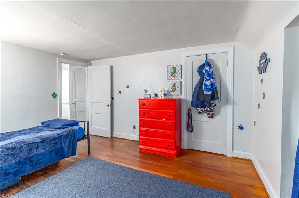 937 Dogwood Terrace
