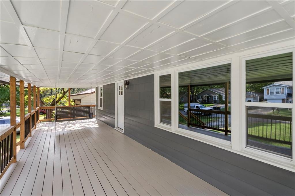 5211 NE 46th Terrace