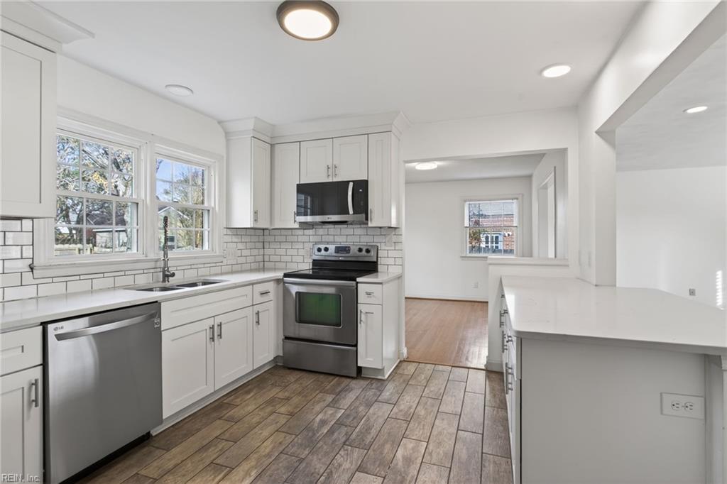 1025 Walt Whitman Way