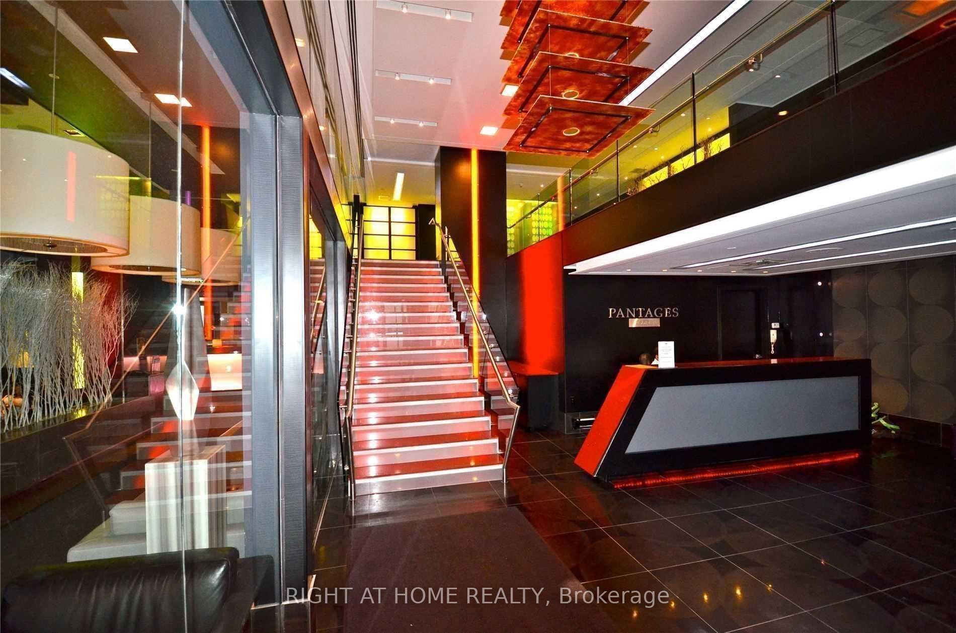 210 Victoria St 4305