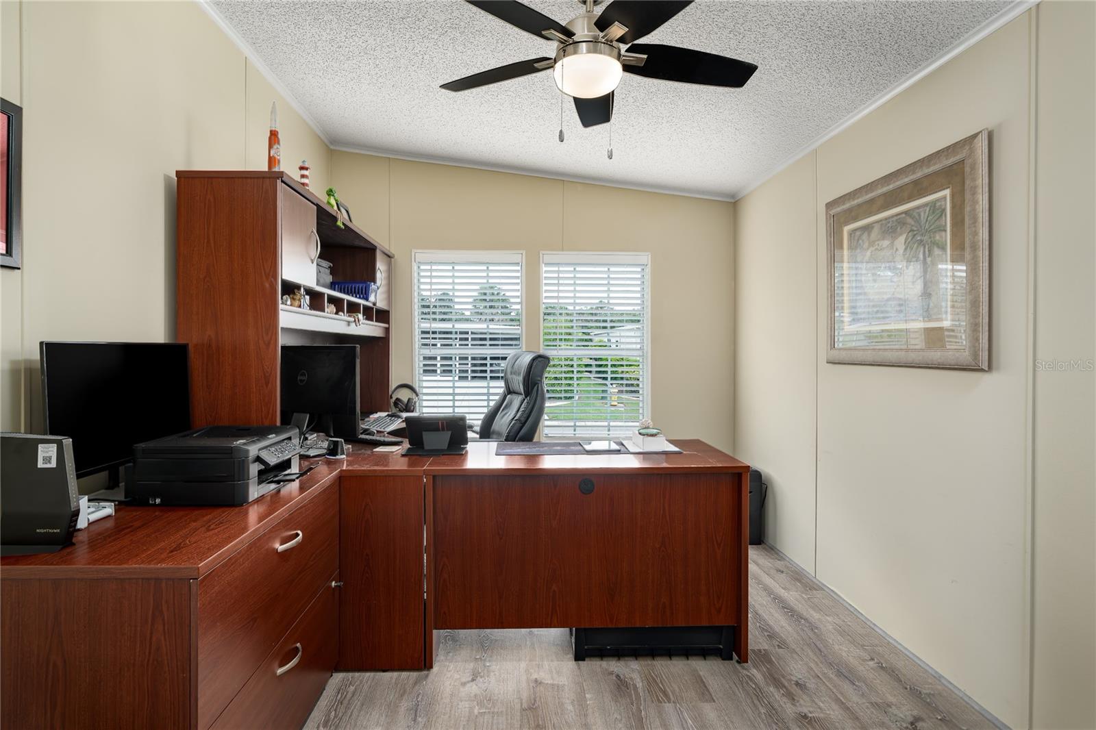 8523 Countess Avenue Circle