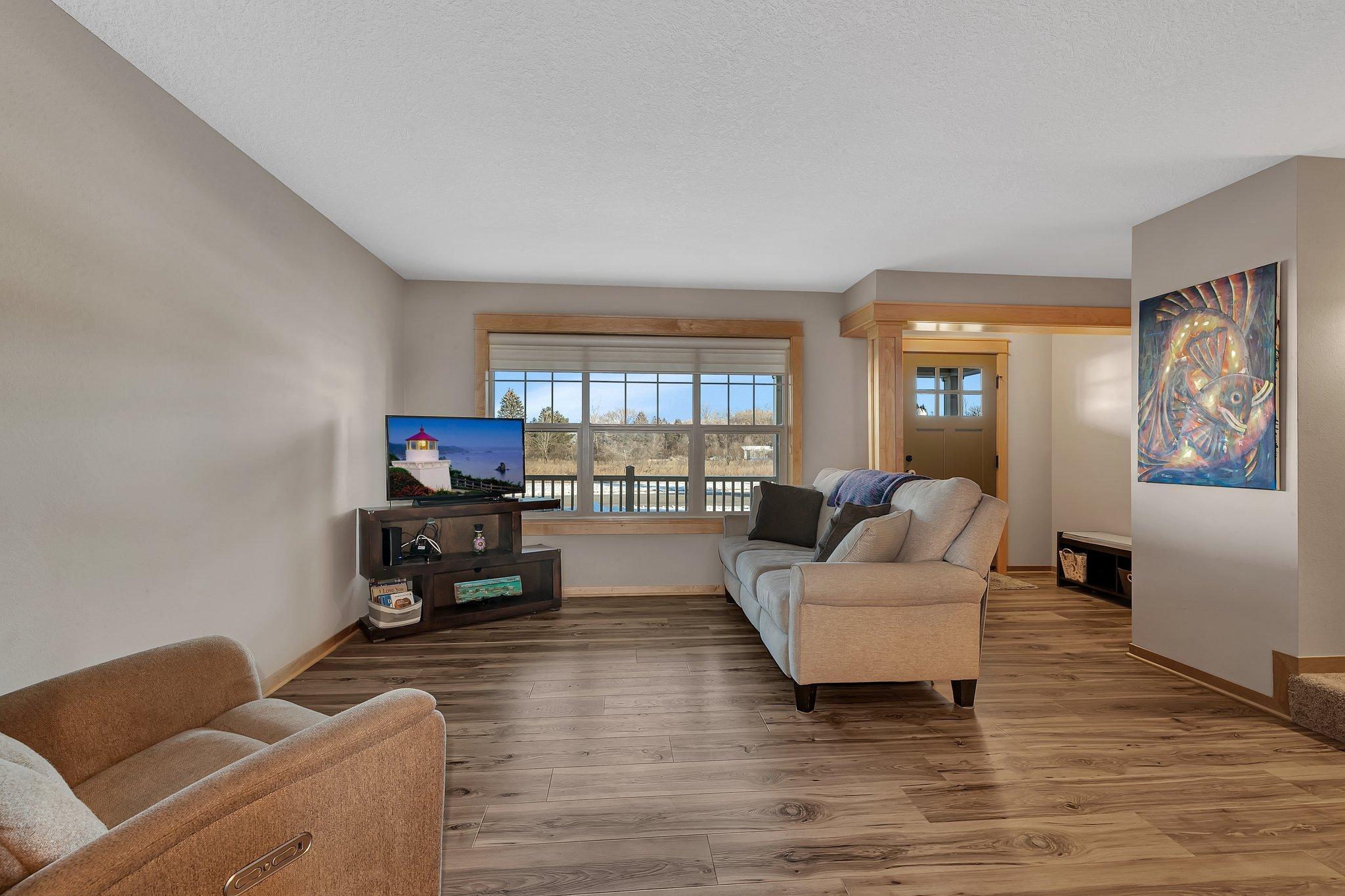 1911 Whippoorwill Way 8