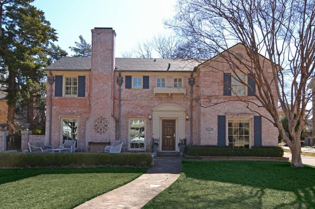 One of Lakewood's best streets, make this 4 bedroom 3 and a half bathroom home your own. This beautiful Georgian fits on a .37acre lot with an updated kitchen and master bathroom, 4 second floor bedrooms and 3 living areas downstairs as well as 2 fireplaces. Bring your designer and make this home your own. All offers are As IsAgent to meet 2 hours notice