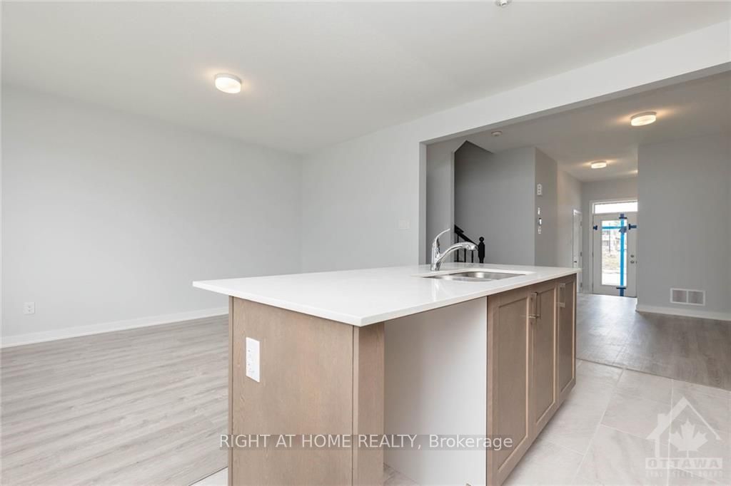 339 CROSSWAY Terr