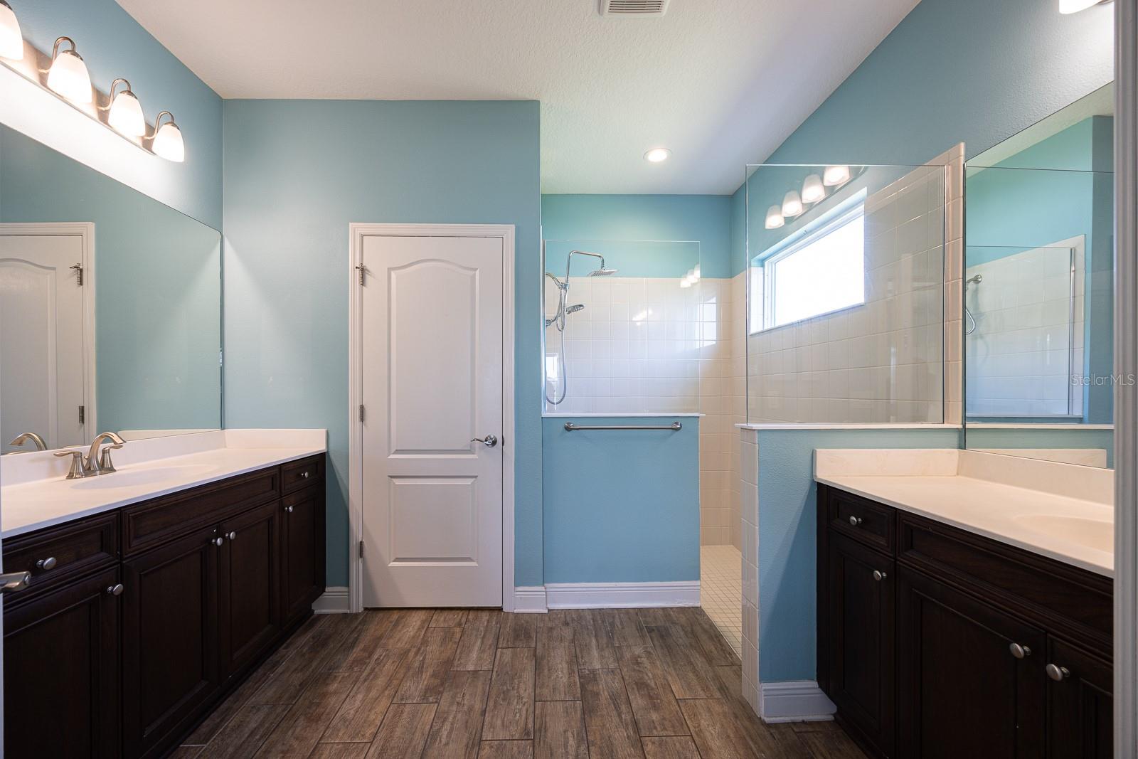 10527 Falling Leaf Court