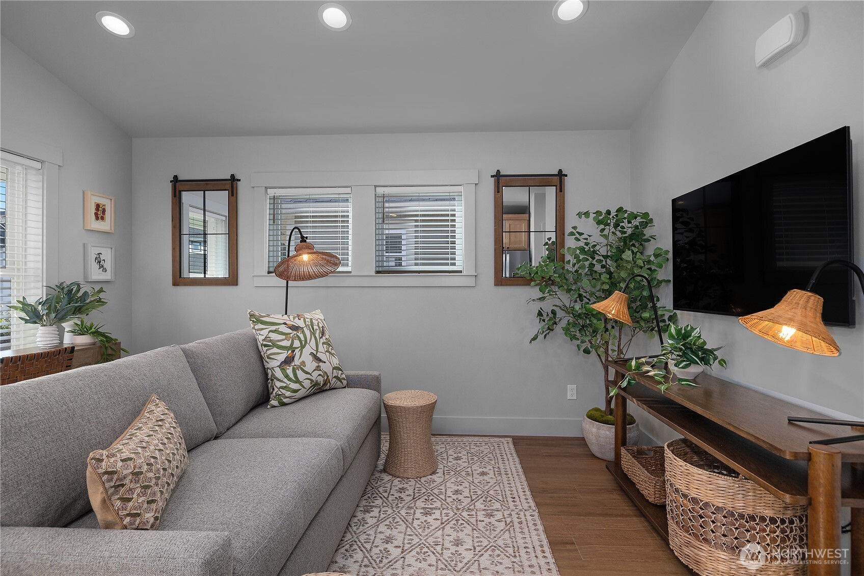40 Bungalow Loop