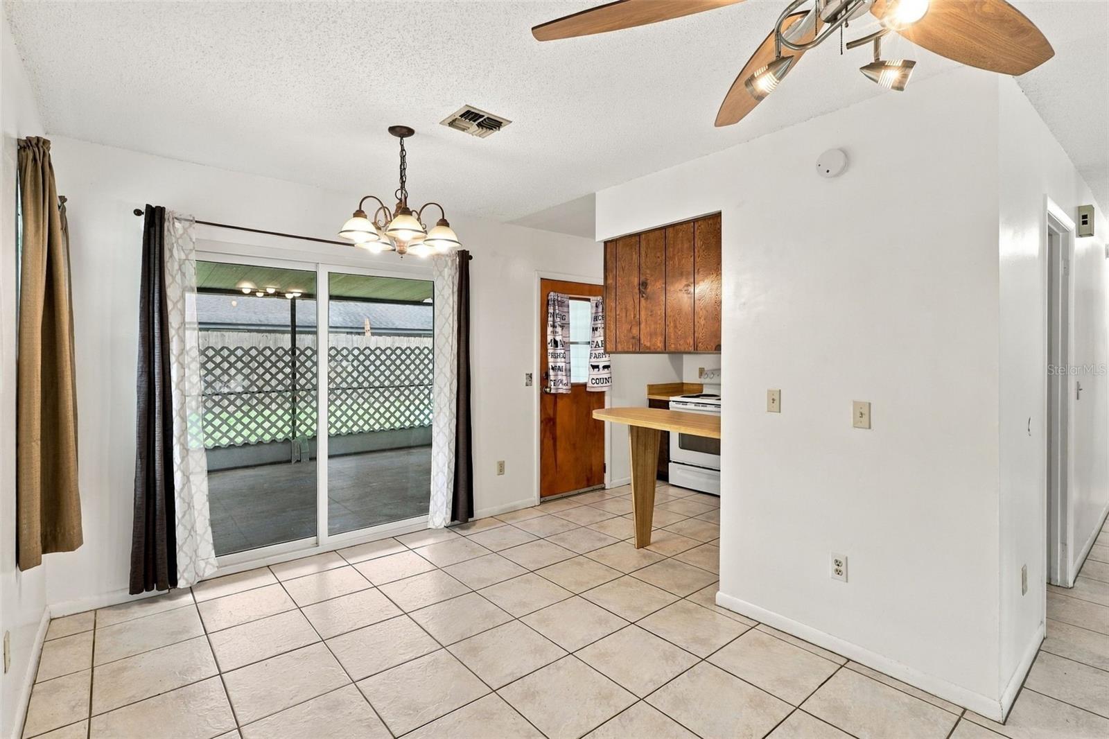 711 Thistle Place