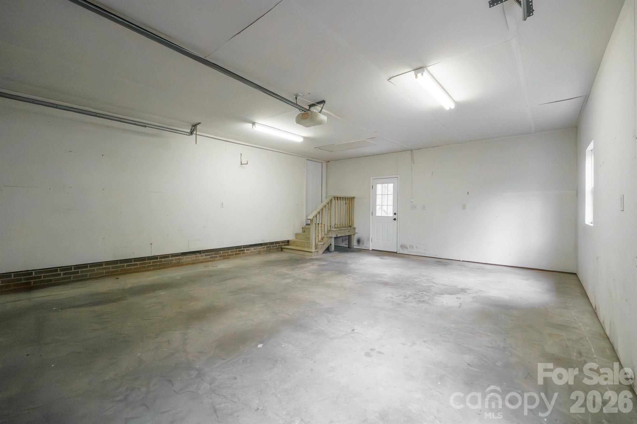 8928 Singingpine Road