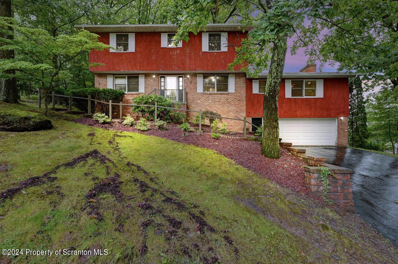 700 Lilac Lane