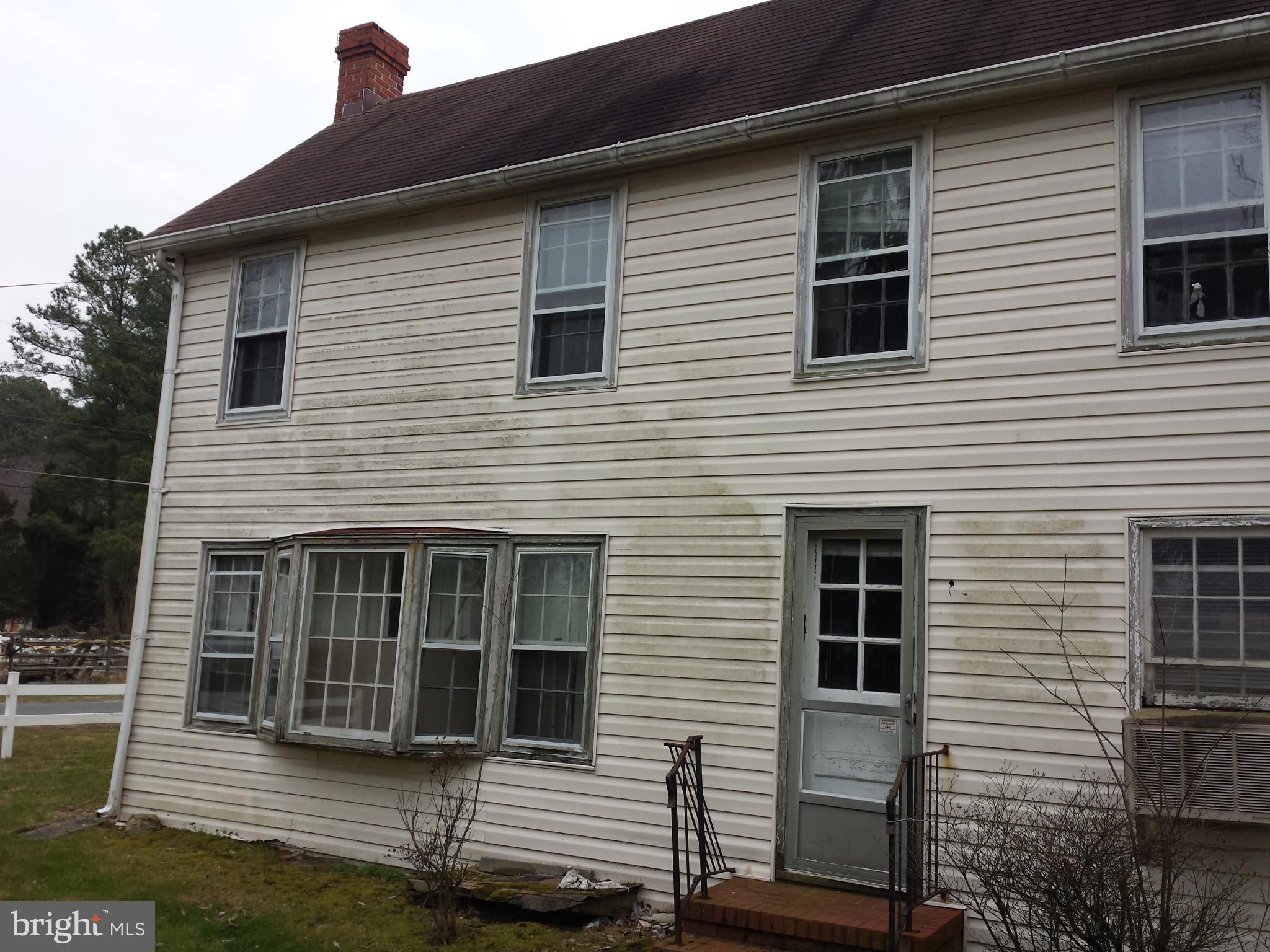 4926 Main St  