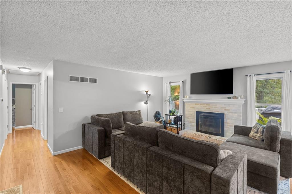 7010 N Wheaton Avenue