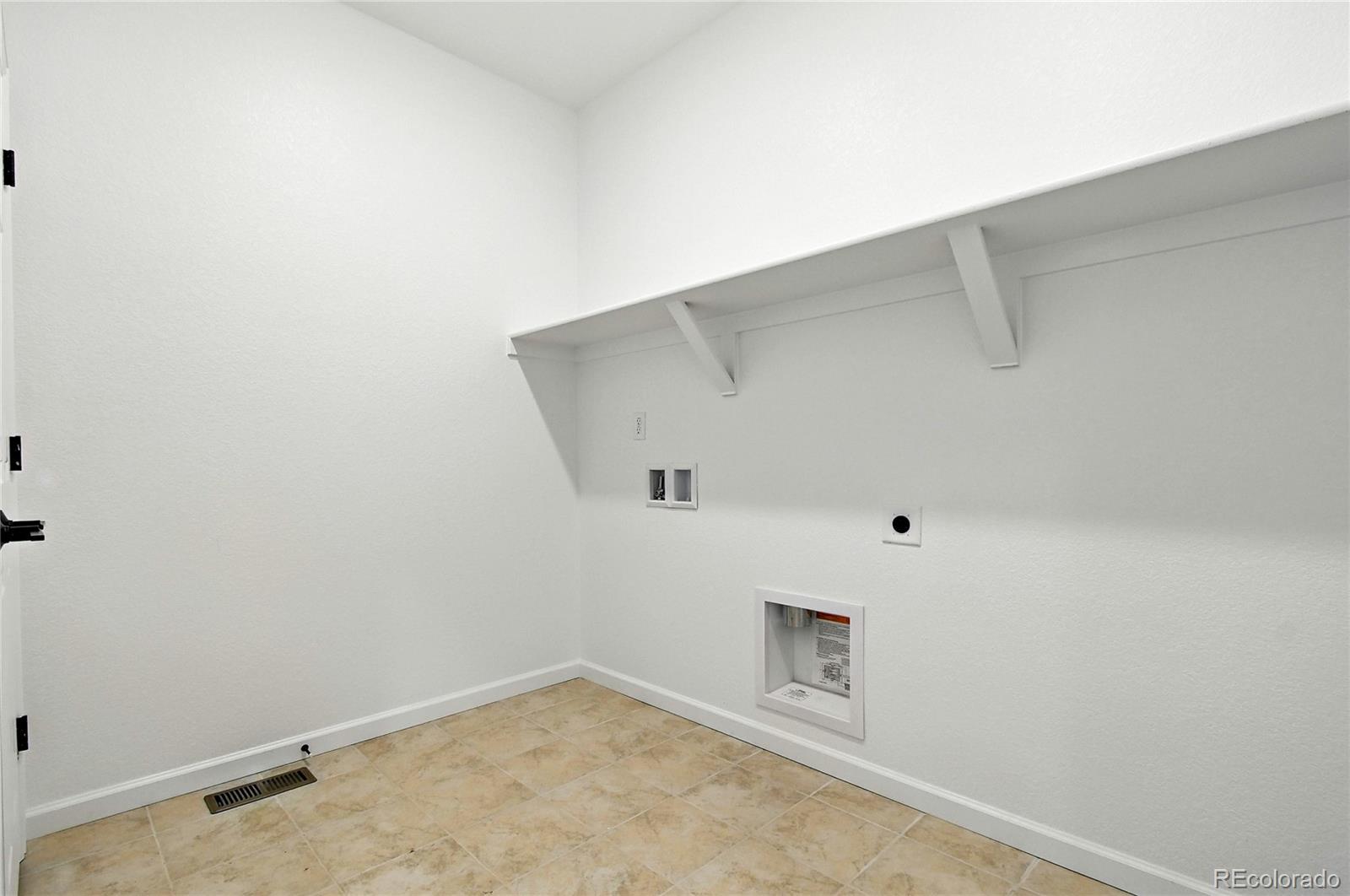 3443 N Denali Street