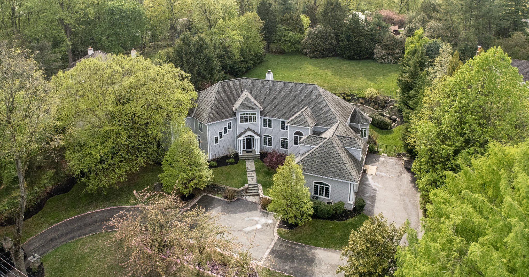 952 Lafayette Road