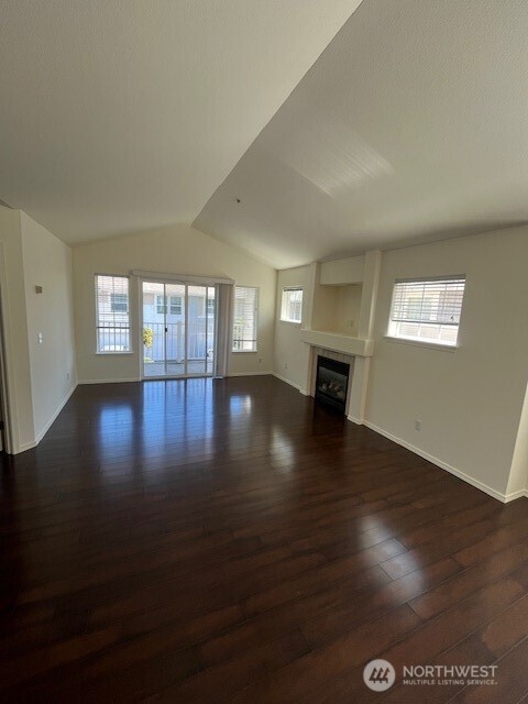 1856 Spencer Court