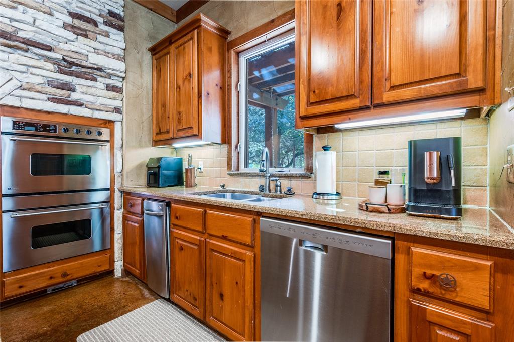 2403 Amberleaf Court