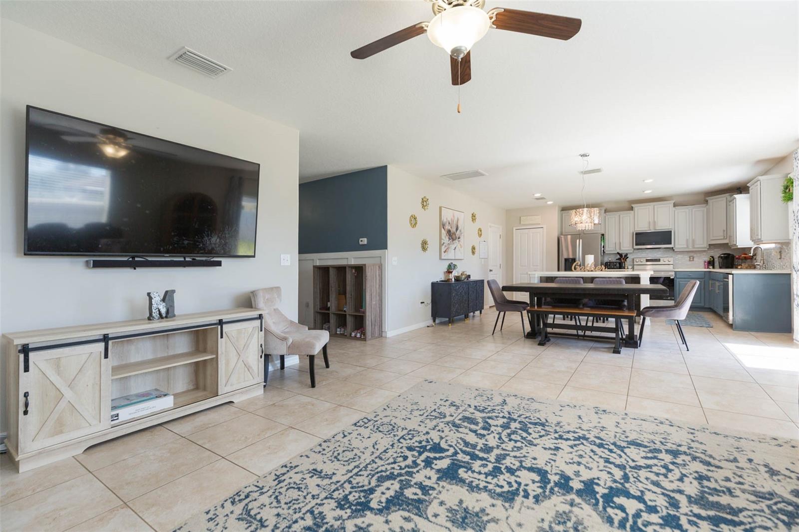 1601 Climbing Dayflower Drive