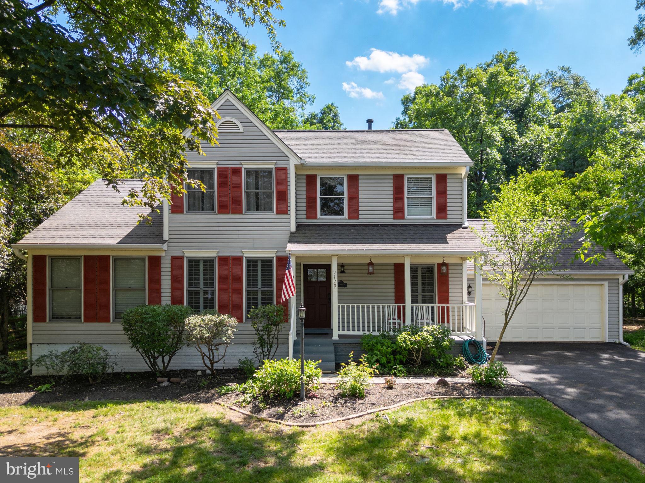 Charming cottage vibes meet modern updates in Ashburn Farm! ✨ Properties like this do not come up often. Perfectly situated on a rare, premium .83-acre lot, this home beautifully pairs a welcoming front-porch cottage feel with extensive top-to-bottom improvements. Best of all, you are less than a half-mile stroll from the Windmill pool, park, and trails, with full access to Ashburn Farm’s incredible neighborhood amenities—including 3 community pools, tennis courts, parks, tot lots, miles of scenic walking trails, a pavilion, a meeting room, and more! ‍♀️Step inside to a bright, open floor plan featuring fresh paint throughout and brand-new luxury vinyl plank (LVP) flooring across the main level.  The heart of the home is the beautifully updated kitchen, complete with gleaming light granite countertops, modern appliances, and a custom farm trestle table and banquette seating with designer cushions that conveys with the home! ️ Enjoy the ultimate convenience of the main-floor primary bedroom, offering a private and cozy retreat.  Every corner of this home has been thoughtfully refreshed, including beautifully updated bathrooms, a modernized laundry room with custom cabinetry (washer and dryer convey!), a new roof, a new hot water heater, and a freshly resurfaced driveway for total peace of mind. ️ Plush new carpet also sweeps up the stairs and throughout the upper level.  The true focal point of the property is the magnificent Victorian Solarium—a massive three-season room offering panoramic views of your massive backyard. ☀️ Step outside to a park-like oasis featuring beautiful gardens, a relaxing hot tub, and a fantastic deck complete with built-in seating and twinkling string lights—the ultimate setup for evening entertaining! ✨ Rounding out this incredible backyard is a custom stone fire pit.  Unbeatable location, unparalleled lot size, and move-in ready perfection. Schedule your tour today and welcome home! ️✨