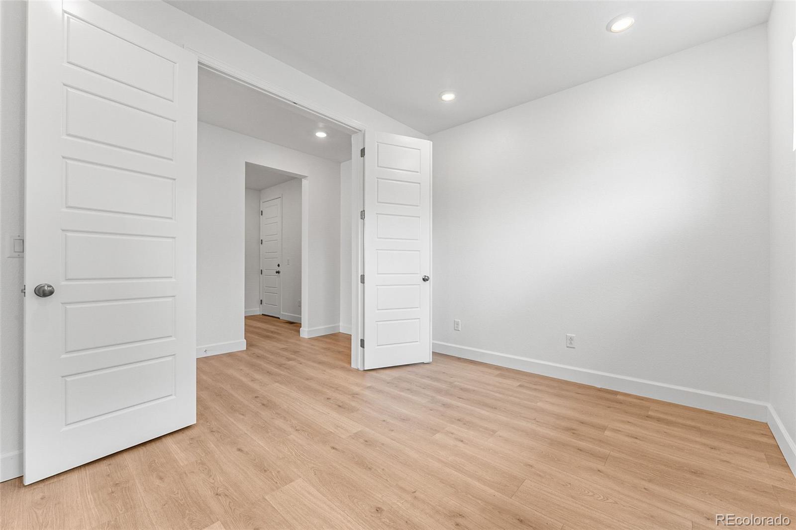 16517 W 92nd Place