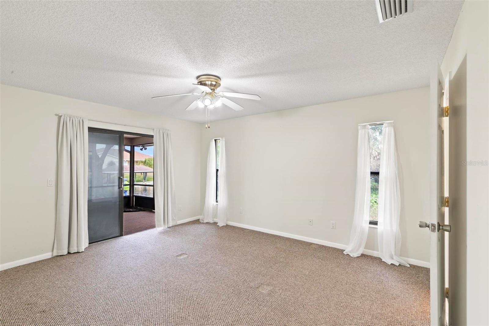 19 Cedar Hollow Court