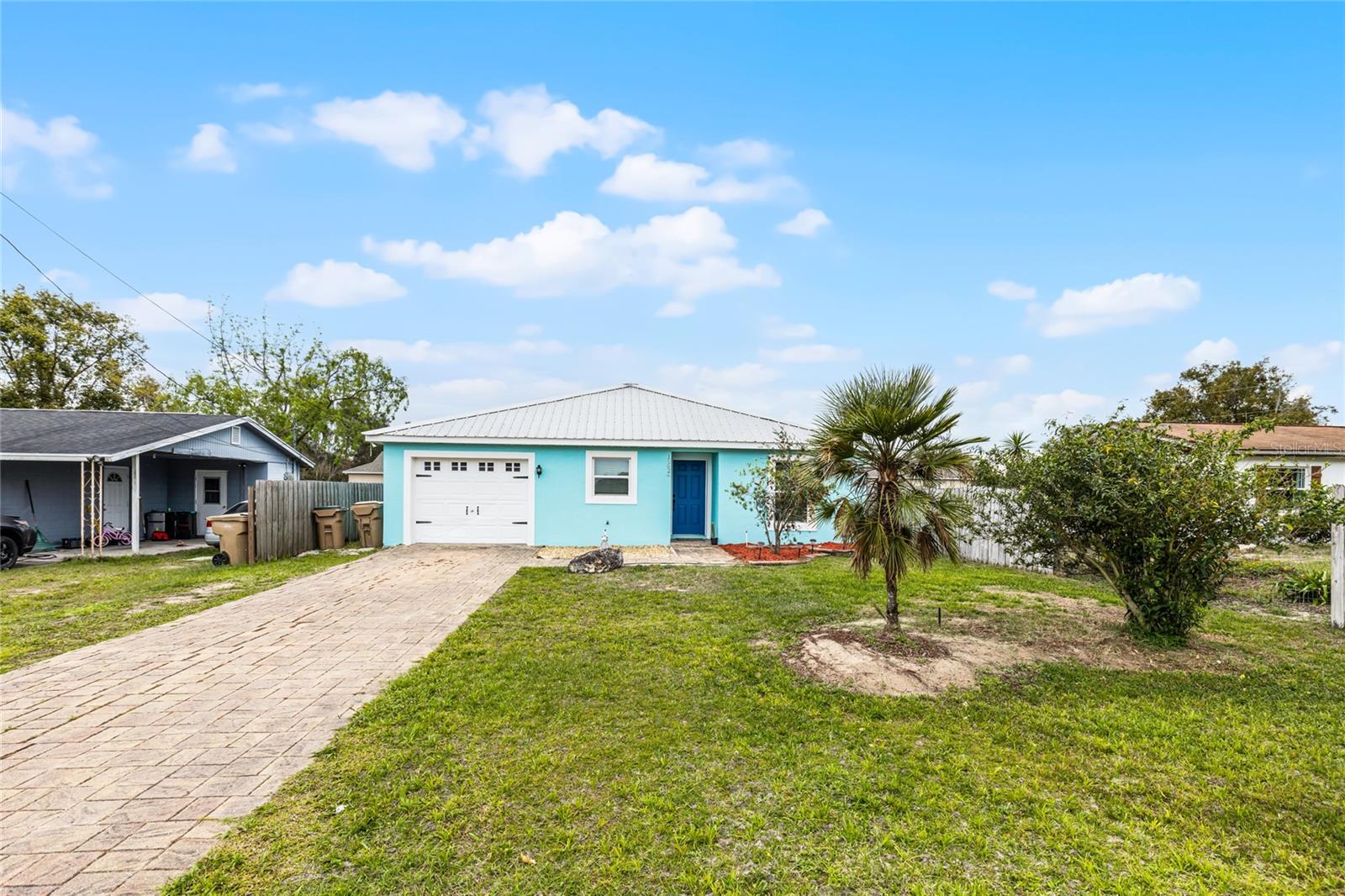 19624 E Umatilla Boulevard