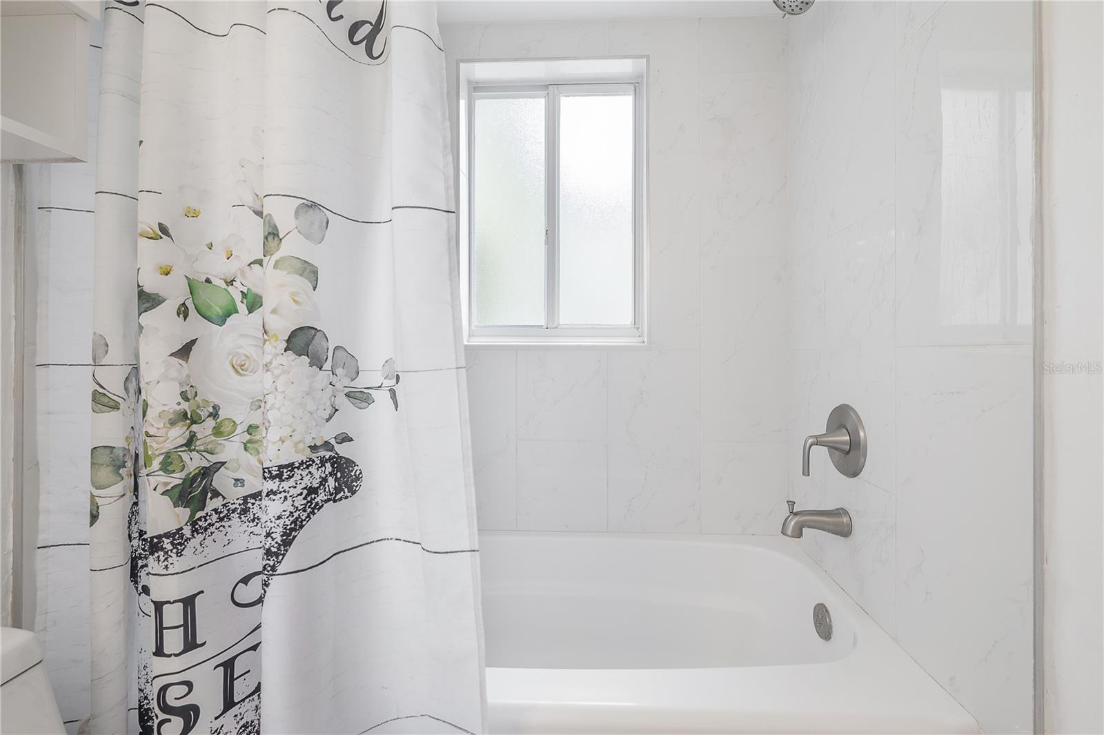 3206 W Azeele Street 129