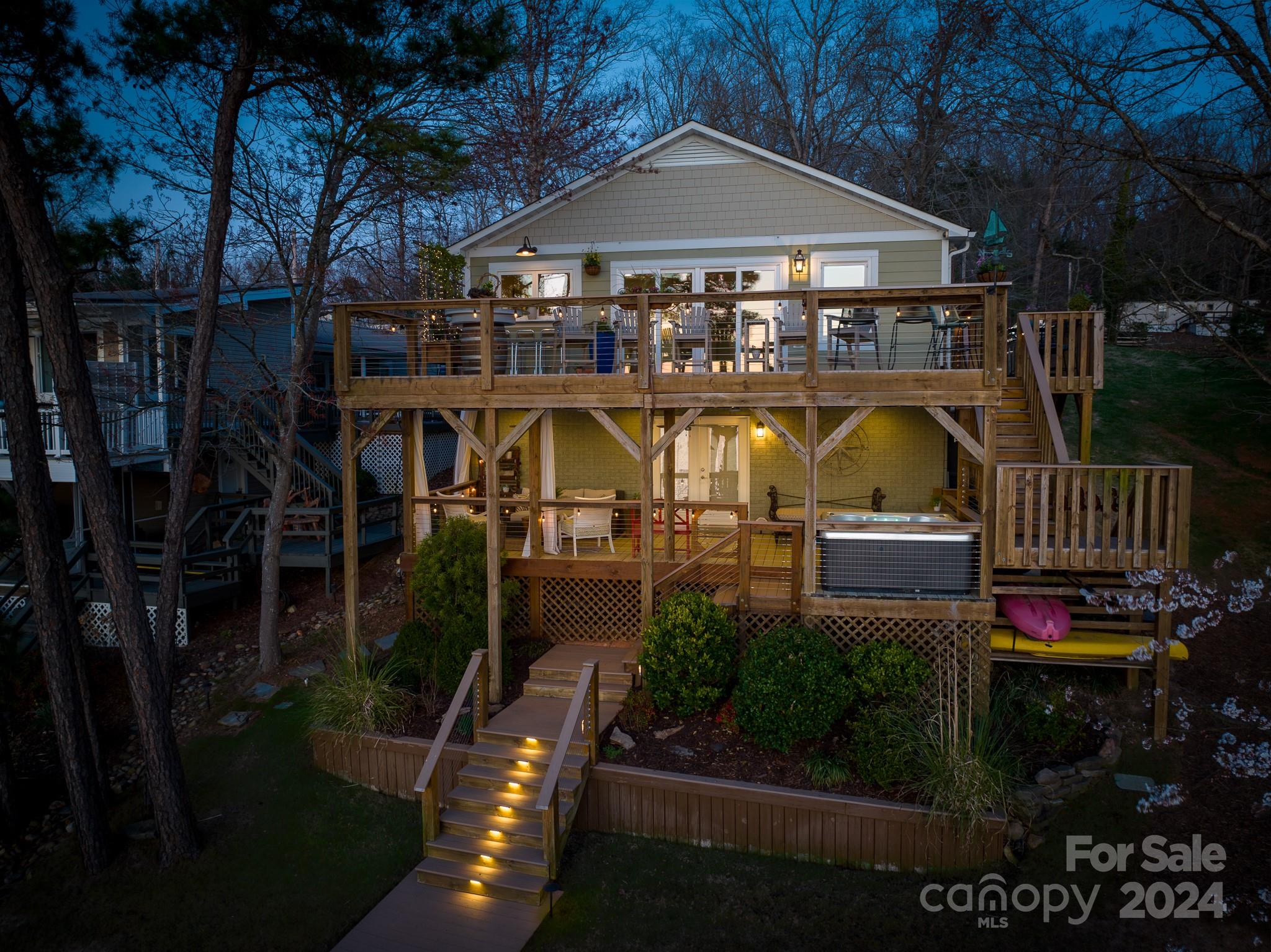 Residential for sale in Badin Lake, North Carolina, 4113519