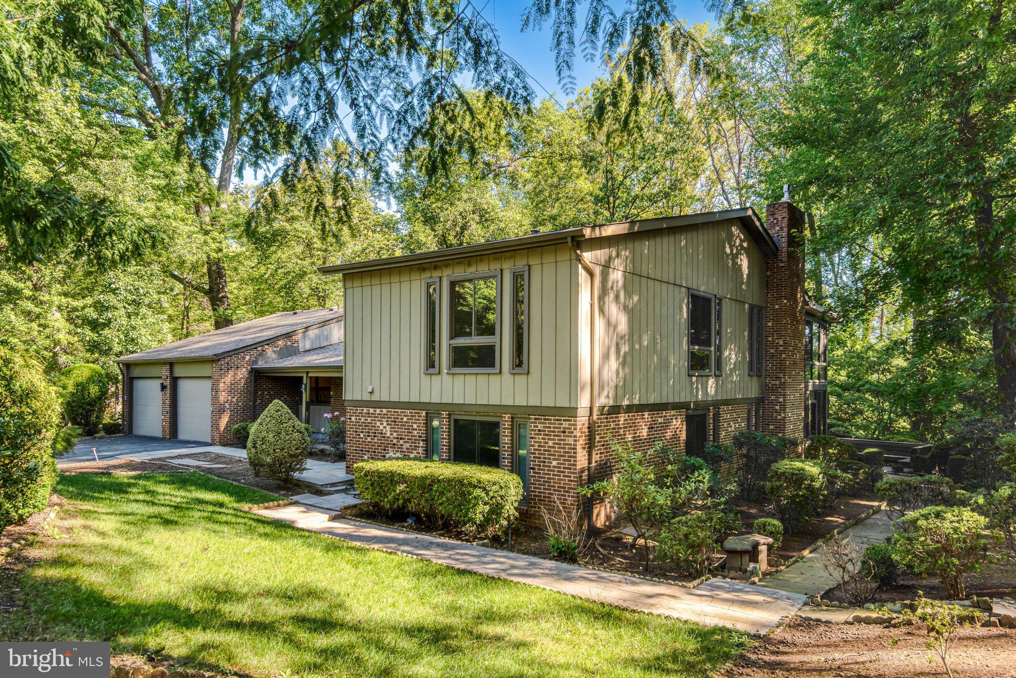 9022 Trailridge Court