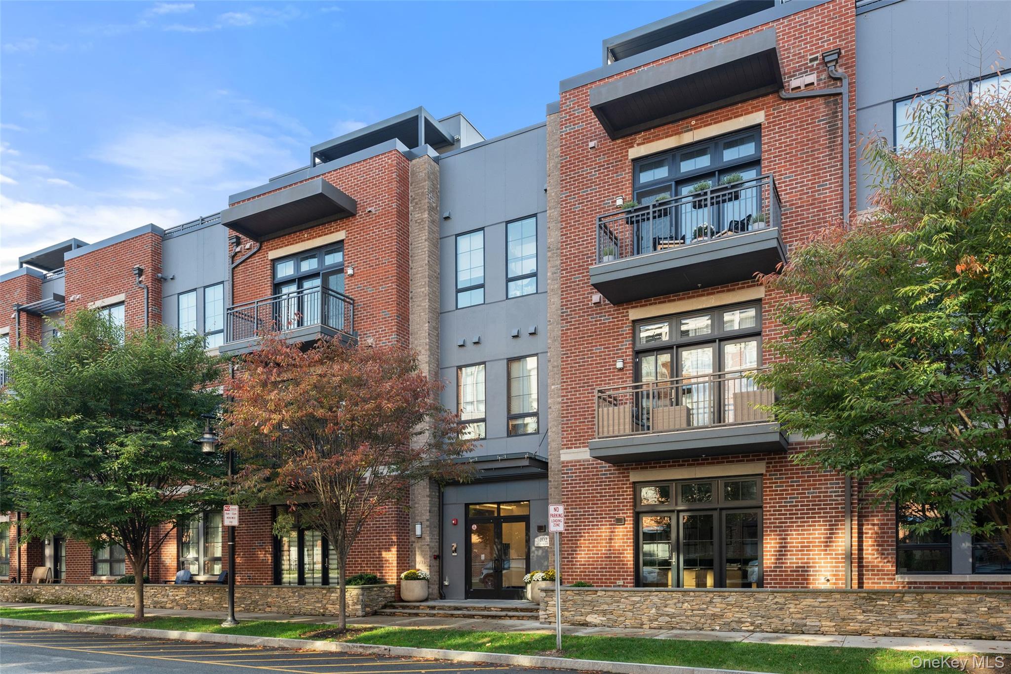 102 Legend Drive 303
