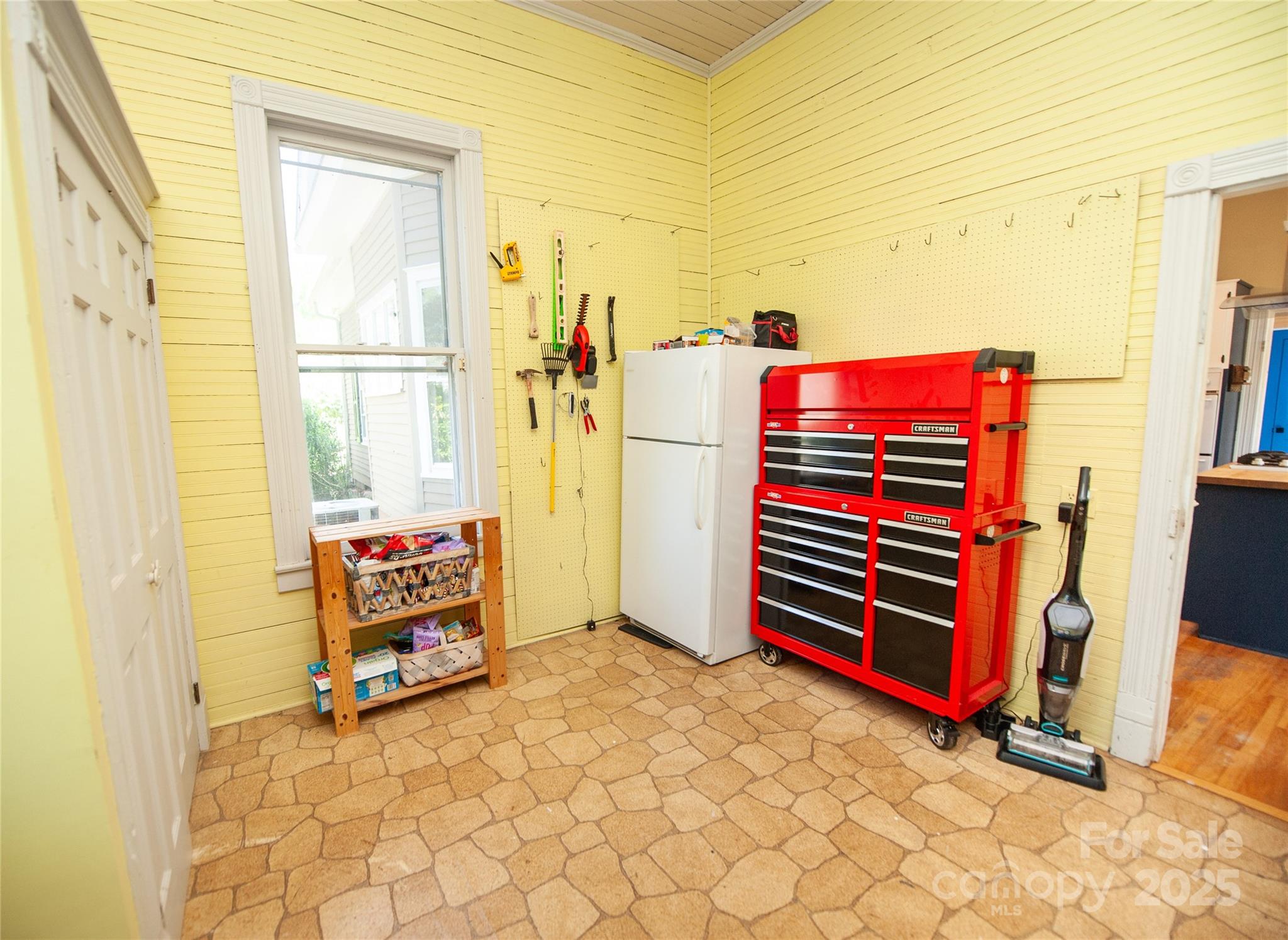 447 N Washington Street