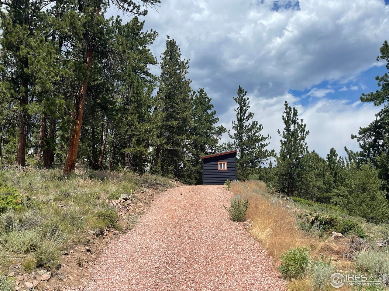 416 Comanche Cir