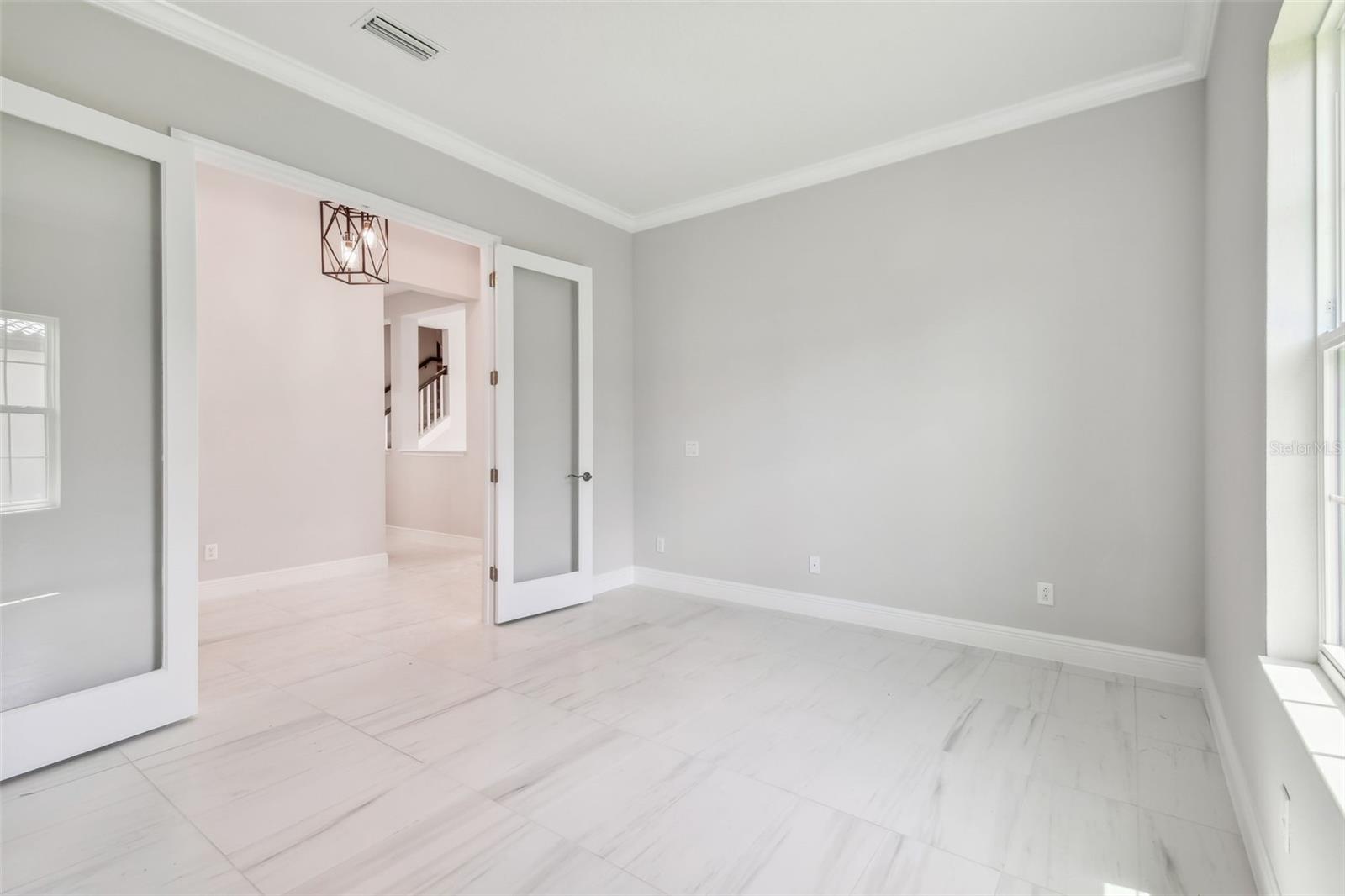 11239 Rustic Timber Loop